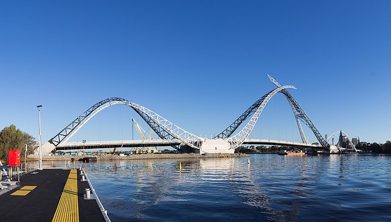 Ponte pedonale di Perth fine costruzione